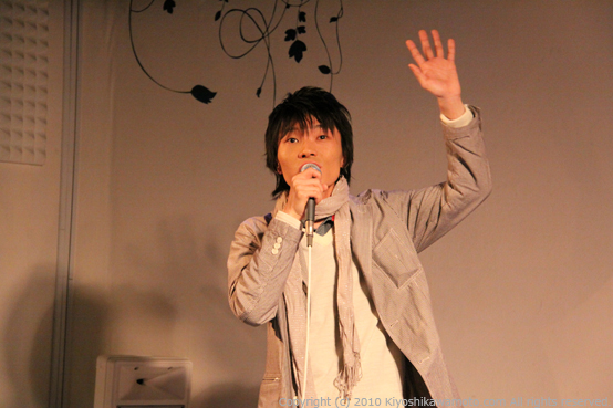 2010年3月24日(水)ストロボカフェ六本木『HAPPY LUSH』ライブより