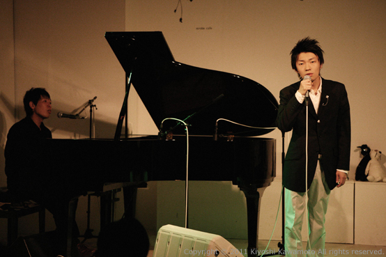 2011年5月24日(火)北参道ストロボカフェ　ライブより