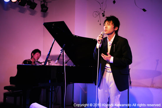 2011年8月24日(水)北参道ストロボカフェ　ライブより